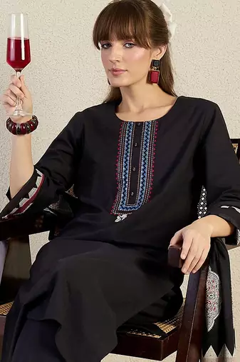 Women Yoke Design Embroidered Cotton Kurta with Trousers & Dupatta