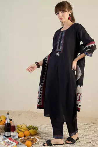 Women Yoke Design Embroidered Cotton Kurta with Trousers & Dupatta