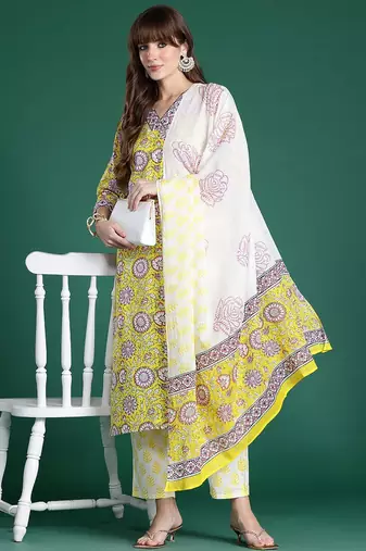 Floral Printed Pure Cotton Kurta with Trousers & Dupatta