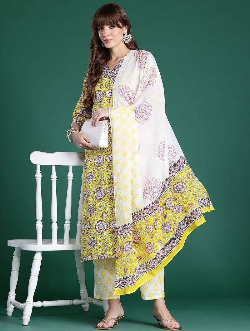 Floral Printed Pure Cotton Kurta with Trousers & Dupatta