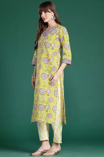 Floral Printed Pure Cotton Kurta with Trousers & Dupatta