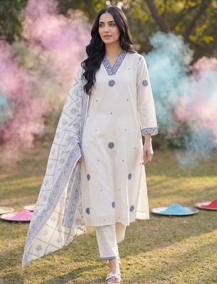 Women Ethnic Motifs Embroidered Regular Pure Cotton Kurta with Trousers & With Dupatta 1