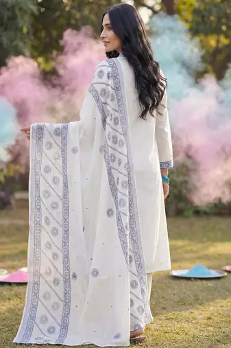 Women Ethnic Motifs Embroidered Regular Pure Cotton Kurta with Trousers & With Dupatta