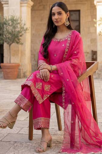 Women Ethnic Motifs Embroidered Regular Thread Work Kurta with Trousers & With Dupatta