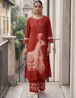 Women Animal Printed Regular Thread Work Kurta with Palazzos 6