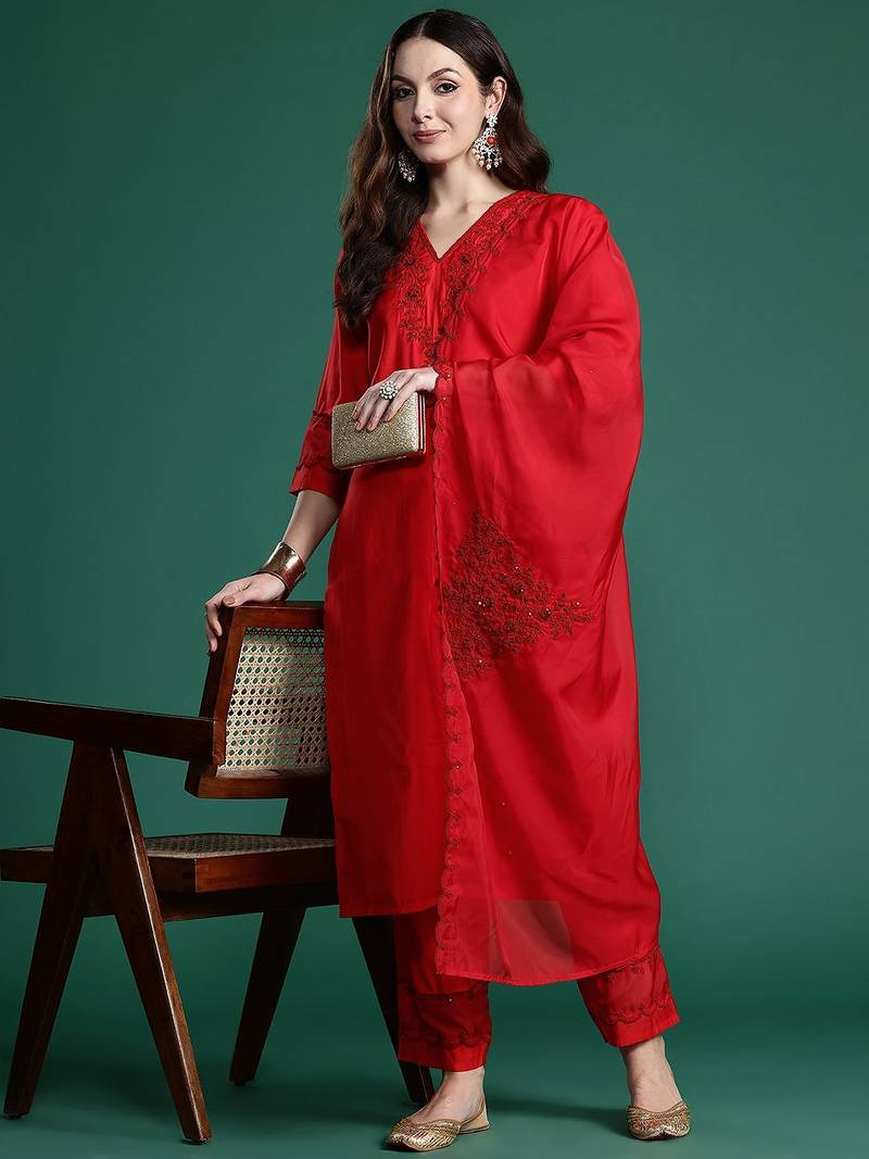 Ethnic Motifs Embroidered Sequinned Kurta with Trousers & With Dupatta