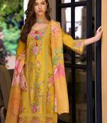 Women Floral Embroidered Regular Thread Work Kurta with Trousers & With Dupatta