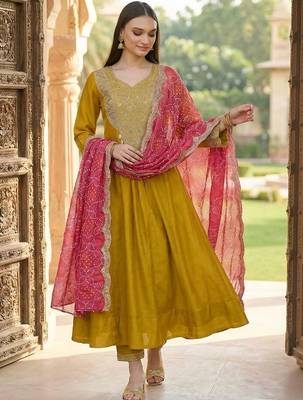 Women Ethnic Motifs Embroidered Panelled Thread Work Kurta with Trousers & With Dupatta 1
