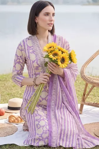 Women Floral Printed Panelled Mirror Work Pure Cotton Kurta with Trousers & With Dupatta