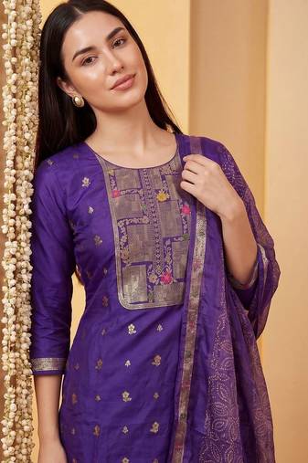 Women Ethnic Motifs Regular Kurta with Trousers & With Dupatta