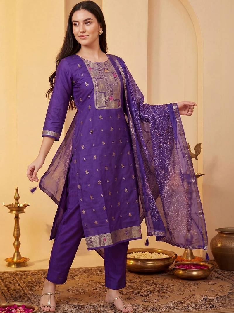 Women Ethnic Motifs Regular Kurta with Trousers & With Dupatta