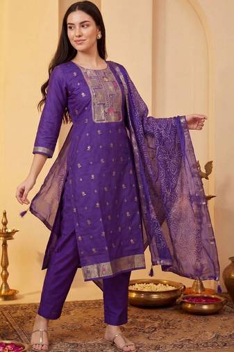 Women Ethnic Motifs Regular Kurta with Trousers & With Dupatta