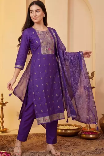 Women Ethnic Motifs Regular Kurta with Trousers & With Dupatta