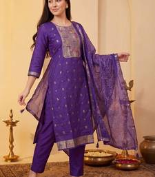 Women Ethnic Motifs Regular Kurta with Trousers & With Dupatta