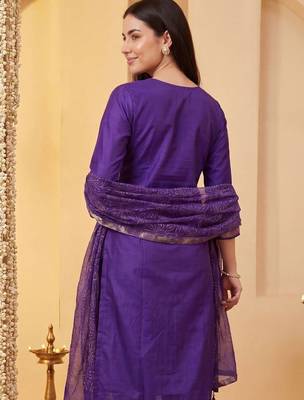 Women Ethnic Motifs Regular Kurta with Trousers & With Dupatta 4