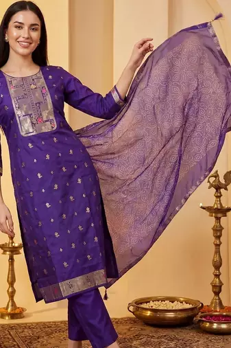 Women Ethnic Motifs Regular Kurta with Trousers & With Dupatta