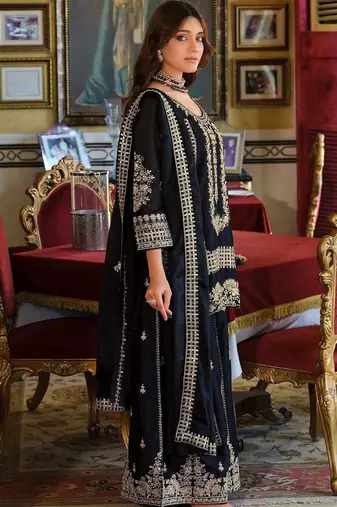 Women Ethnic Motifs Embroidered Regular Thread Work Kurta with Sharara & With Dupatta