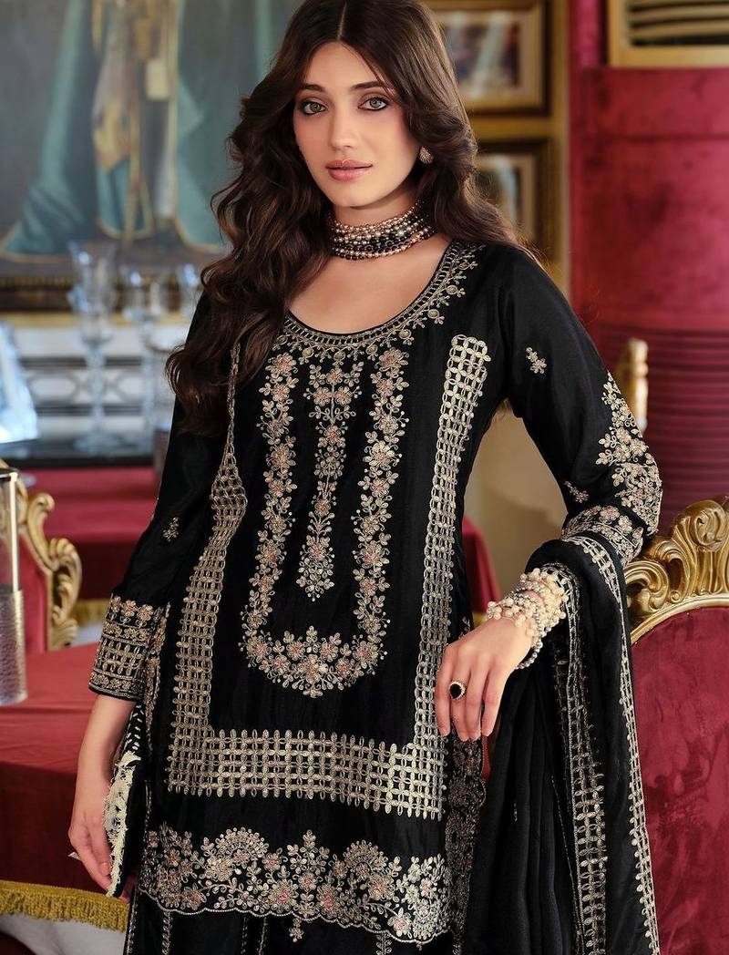 Women Ethnic Motifs Embroidered Regular Thread Work Kurta with Sharara & With Dupatta