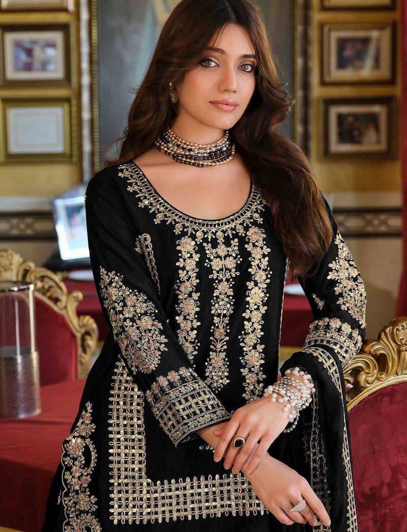 Women Ethnic Motifs Embroidered Regular Thread Work Kurta with Sharara & With Dupatta