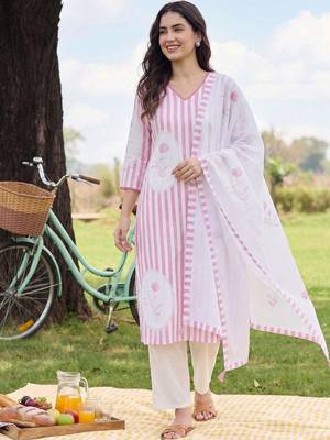Women Striped Regular Linen Kurta with Trousers & With Dupatta 1