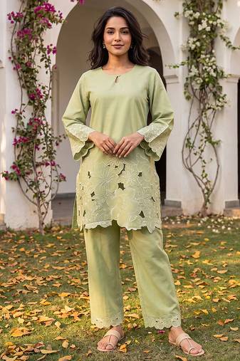 Women's green embellished silk blend round neck co-ord set