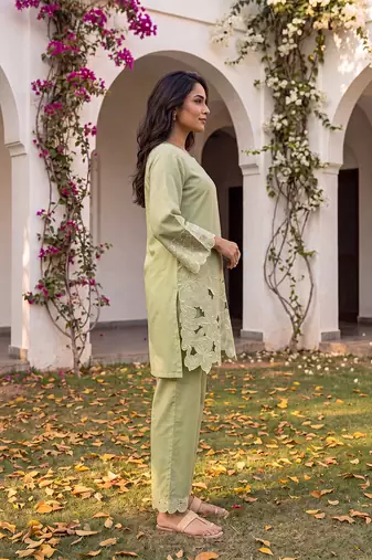 Women's green embellished silk blend round neck co-ord set