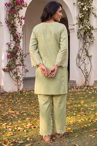 Women's green embellished silk blend round neck co-ord set