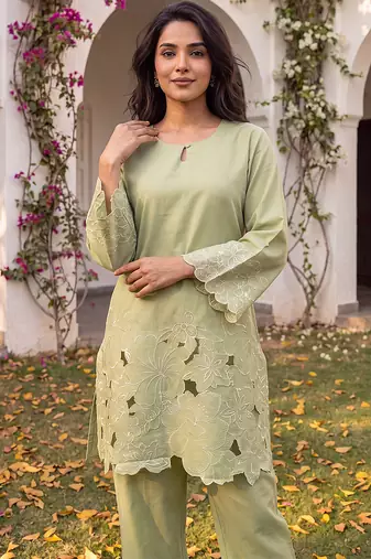 Women's green embellished silk blend round neck co-ord set