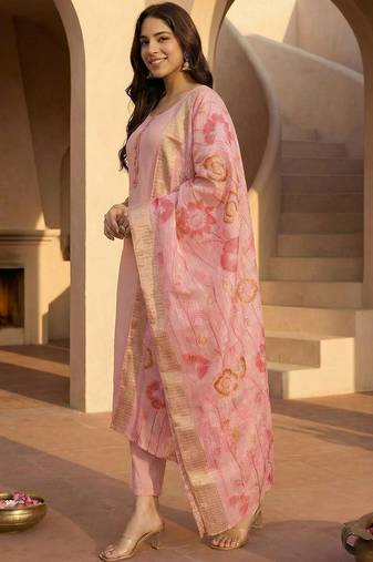 Women Ethnic Motifs Embroidered Regular Thread Work Kurta with Trousers & With Dupatta
