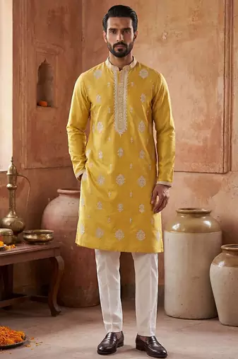 Mens yellow silk blend solid embroidered kurta