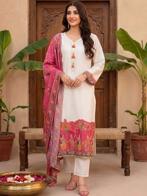Women Ethnic Motifs Embroidered Regular Kurta with Trousers & With Dupatta 5