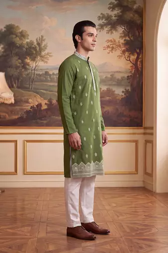 Mens green silk blend solid embroidered kurta