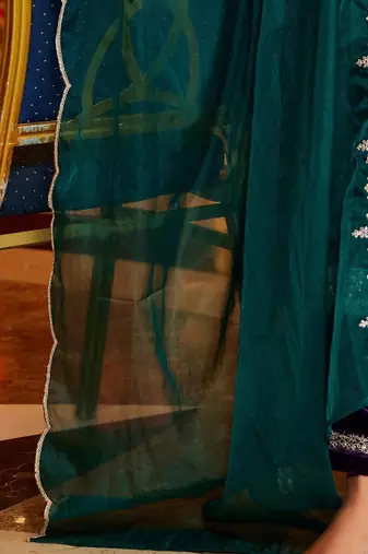 Women Ethnic Motifs Embroidered Regular Sequinned Velvet Kurta with Trousers & With Dupatta