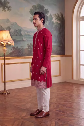 Mens pink silk blend solid embroidered kurta