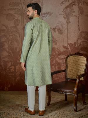 Mens green jacquard solid embroidered kurta 5