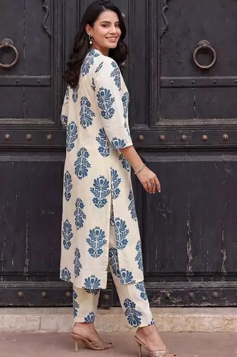 Women Floral Printed Regular Pure Cotton Kurta with Trousers