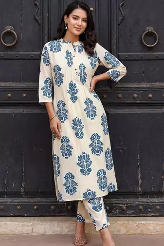 Women Floral Printed Regular Pure Cotton Kurta with Trousers