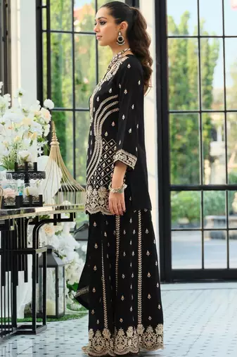 Women Ethnic Motifs Embroidered Regular Thread Work Kurta with Sharara & With Dupatta