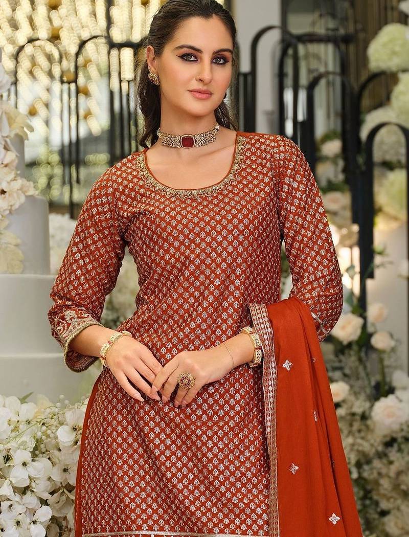 Women Regular Thread Work Kurta with Palazzos & With Dupatta