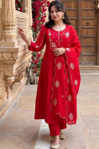 Women Ethnic Motifs Embroidered Regular Mirror Work Kurta with Trousers & With Dupatta