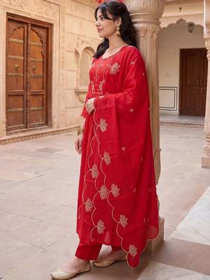 Women Ethnic Motifs Embroidered Regular Mirror Work Kurta with Trousers & With Dupatta 3