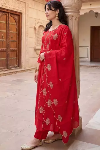 Women Ethnic Motifs Embroidered Regular Mirror Work Kurta with Trousers & With Dupatta