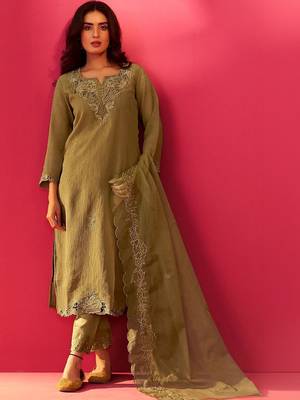 Women Ethnic Motifs Embroidered Regular Thread Work Kurta with Trousers & With Dupatta 1