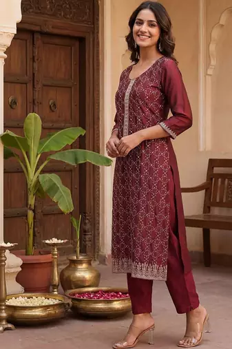 Women Ethnic Motifs Embroidered Regular Kurta with Trousers & With Dupatta