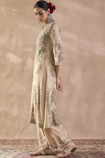 Women Ethnic Motifs Printed Regular Sequinned Kurta with Trousers