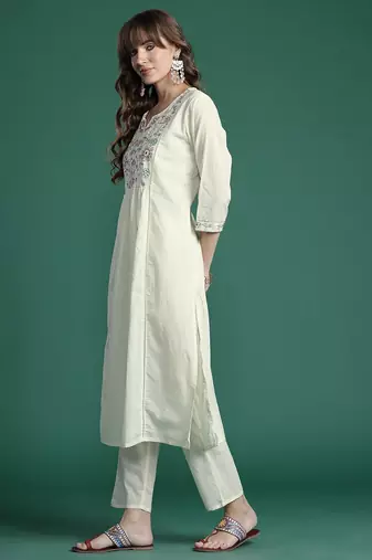 Indo EraFloral Embroidered Pure Cotton Kurta with Trousers & Dupatta