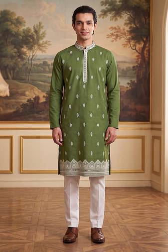 Mens green silk blend solid embroidered kurta with trouser