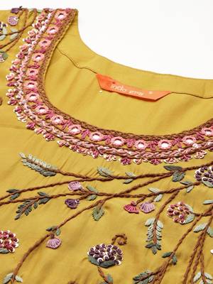 Floral Embroidered Thread Work Kurta with Trousers & With Dupatta 2