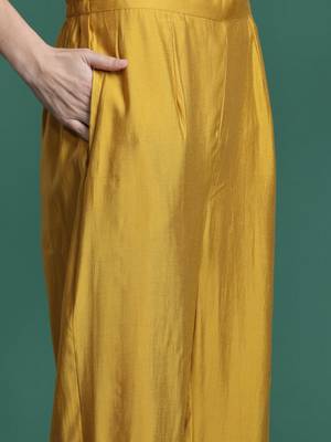 Floral Embroidered Thread Work Kurta with Trousers & With Dupatta 3