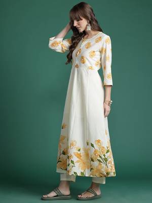 Floral Printed Empire Pure Cotton Kurta with Trousers & Dupatta 5